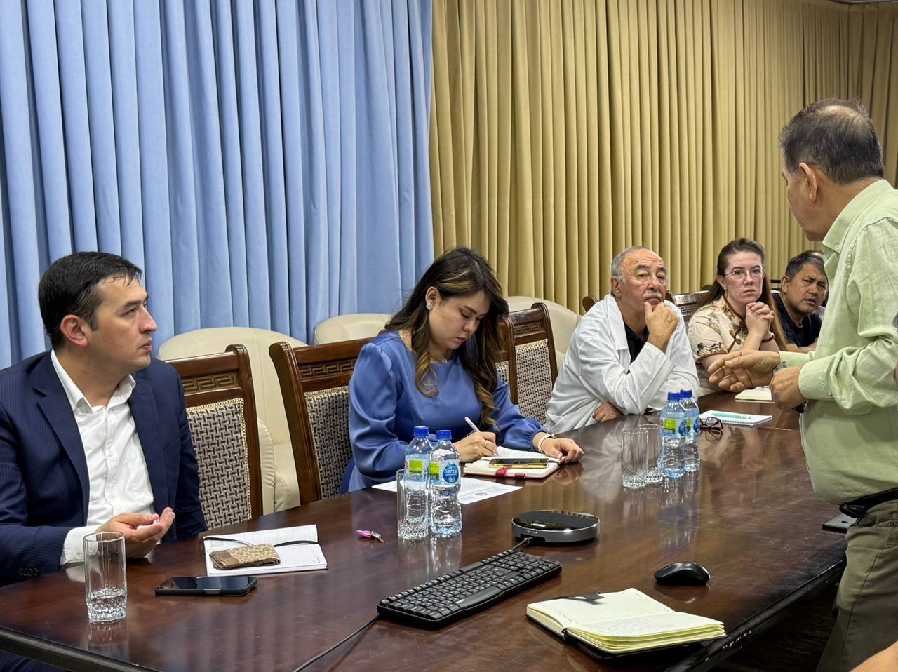 TOSHVZITI VA XITOY OLIMLARI: YANGI DAVOLASH YO‘LLARI IZLANMOQDA